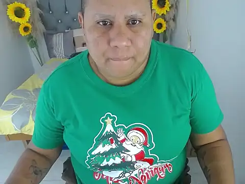 hotlesby valery online show from November 12, 2025, 11:54 am