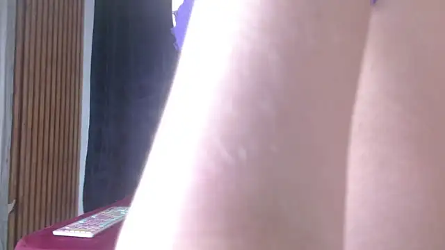 Snapshot of Melii_idalgo chatting on November 12, 2025, 3:18 am Melii idalgo online show from November 12, 2025, 3:18 am