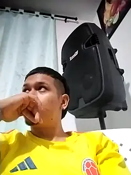 Snapshot of Mohamedxxx13 chatting on October 18, 2025, 11:05 pm Mohamedxxx13 online show from October 18, 2025, 11:05 pm