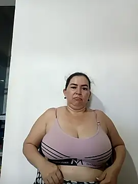 nataboobs online show from October 15, 2025, 8:20 pm