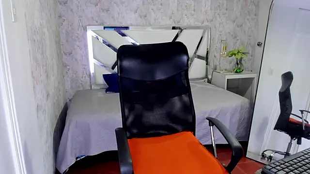 Snapshot of sarita_princess7 chatting on November 7, 2025, 8:20 pm sarita princess7 online show from November 7, 2025, 8:20 pm