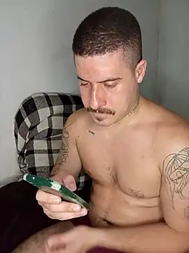 Snapshot of casado031999 chatting on November 7, 2025, 4:23 am casado031999 online show from November 7, 2025, 4:23 am