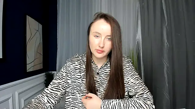 Snapshot of LilaWinks chatting on November 30, 2025, 1:48 pm LilaWinks online show from November 30, 2025, 1:48 pm