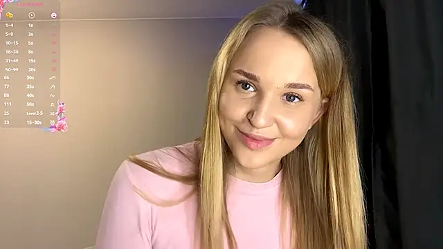 Snapshot of TanekaBoitel chatting on October 7, 2025, 10:34 am TanekaBoitel online show from October 7, 2025, 10:34 am