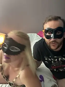 Snapshot of Eroxia chatting on September 21, 2025, 7:59 pm Eroxia online show from September 21, 2025, 7:59 pm