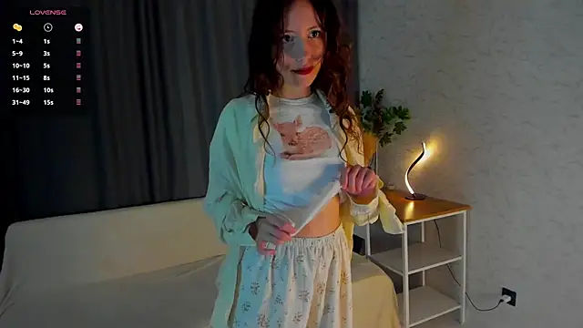 Snapshot of DelilahConsalvo chatting on October 1, 2025, 6:14 pm DelilahConsalvo online show from October 1, 2025, 6:14 pm