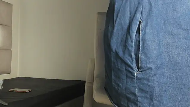 Snapshot of peyton__wat chatting on December 1, 2025, 12:21 pm peyton wat online show from December 1, 2025, 12:21 pm