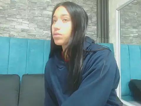 Snapshot of Lil_Rose2006 chatting on October 2, 2025, 12:45 pm Lil Rose2006 online show from October 2, 2025, 12:45 pm