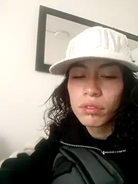 oblivionlove online show from November 26, 2025, 6:53 pm