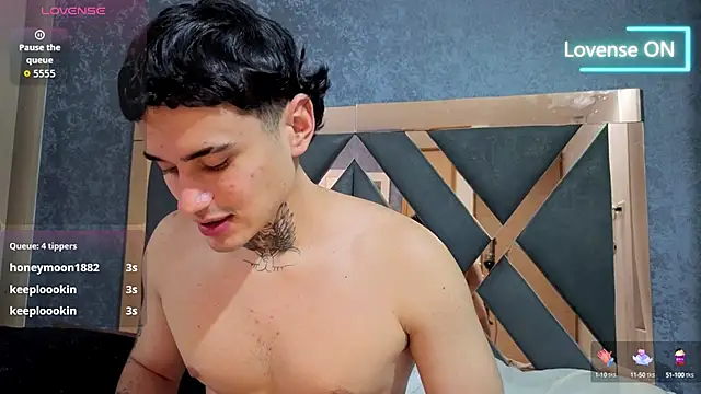 owen desmond online show from October 13, 2025, 2:22 am