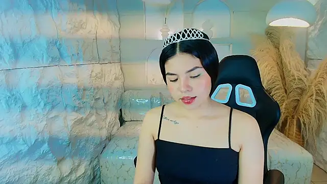 ambarina r online show from November 26, 2025, 3:18 am