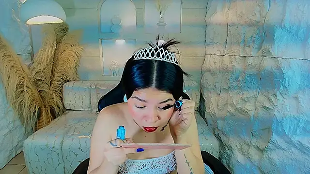 ambarina r online show from November 28, 2025, 3:09 am