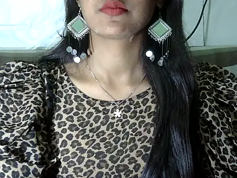 sexy-irm online show from December 17, 2025, 4:29 am