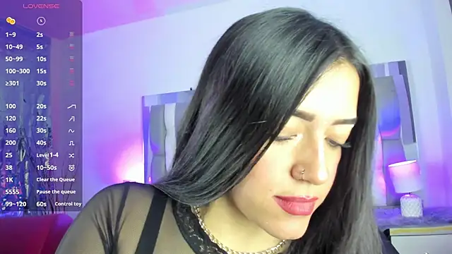 Snapshot of IsaDiiaz chatting on October 5, 2025, 4:33 am IsaDiiaz online show from October 5, 2025, 4:33 am