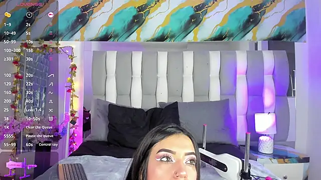 Snapshot of IsaDiiaz chatting on November 27, 2025, 4:58 am IsaDiiaz online show from November 27, 2025, 4:58 am