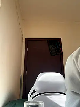 Tang-88 online show from November 13, 2025, 2:21 am