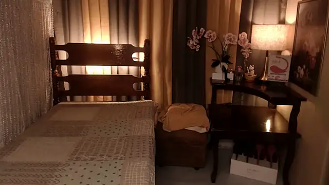 Jastine hunk online show from September 26, 2025, 1:04 pm