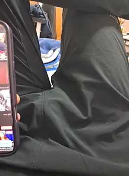 Snapshot of hhhajjib chatting on October 8, 2025, 6:05 pm hhhajjib online show from October 8, 2025, 6:05 pm