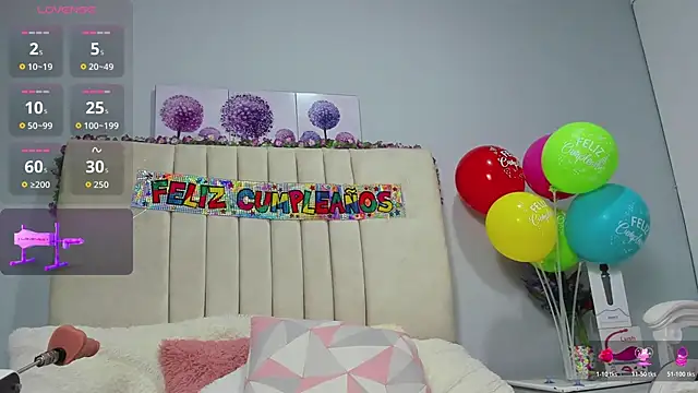 Snapshot of AmandaaWats chatting on November 20, 2025, 4:07 pm AmandaaWats online show from November 20, 2025, 4:07 pm