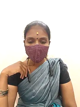 Snapshot of Tamil_Yalini12 chatting on October 7, 2025, 6:38 pm Tamil Yalini12 online show from October 7, 2025, 6:38 pm