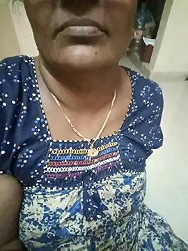 Snapshot of Nalini_telugu chatting on September 20, 2025, 5:36 pm Nalini telugu online show from September 20, 2025, 5:36 pm