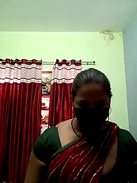 School medam online show from October 30, 2025, 9:11 am