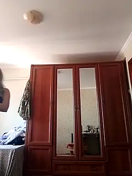 Snapshot of LaraDiva7799 chatting on September 26, 2025, 10:19 am LaraDiva7799 online show from September 26, 2025, 10:19 am