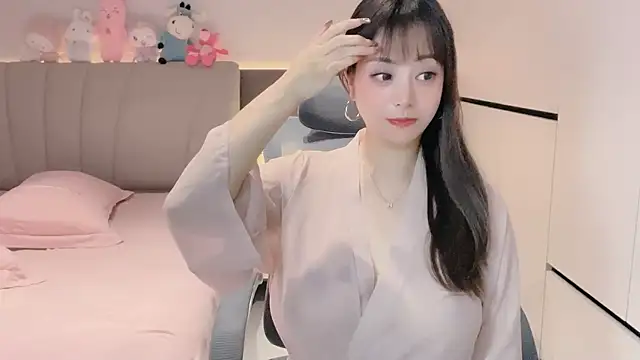 Snapshot of Koo-liy chatting on November 8, 2025, 6:07 pm Koo-liy online show from November 8, 2025, 6:07 pm