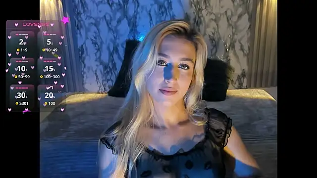 Dulcinea 2 online show from November 18, 2025, 10:25 pm