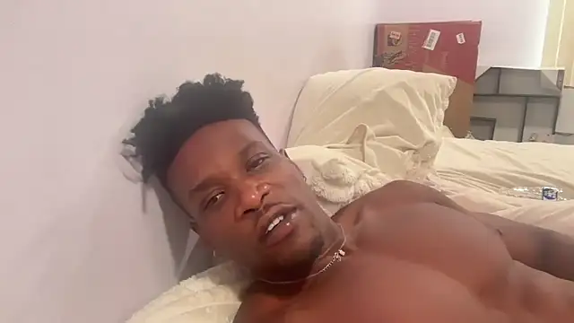 MrDaddyBlackNi9e online show from November 5, 2025, 9:15 pm