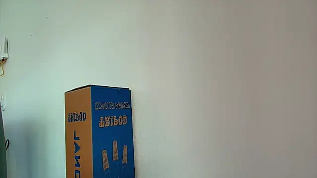 Julieta Rose19 online show from October 18, 2025, 5:14 pm