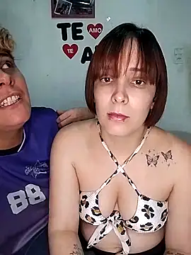 catperigosa online show from October 31, 2025, 3:13 pm