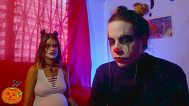 Couple Moth666 online show from October 31, 2025, 8:54 pm