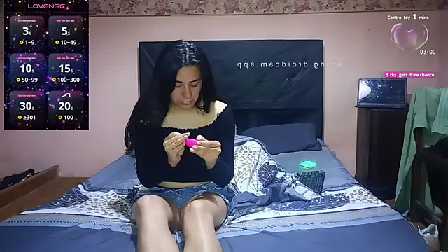 lucixxx14 online show from November 26, 2025, 11:00 am