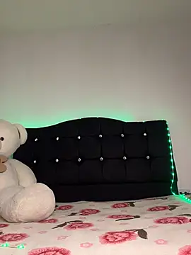 Linda rouse online show from December 14, 2025, 8:24 pm