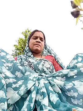 Snapshot of Cuty_prathna chatting on November 23, 2025, 8:36 am Cuty prathna online show from November 23, 2025, 8:36 am