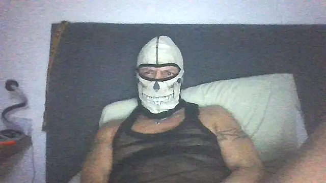 Snapshot of Argo1972 chatting on November 18, 2025, 11:26 pm Argo1972 online show from November 18, 2025, 11:26 pm