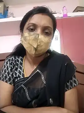 Snapshot of Tamil_Swathi chatting on November 18, 2025, 6:29 am Tamil Swathi online show from November 18, 2025, 6:29 am