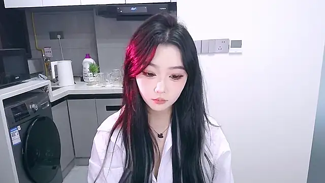 Miao-Maimiao online show from October 9, 2025, 3:21 pm