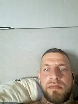 Snapshot of Danielxxxbbn chatting on September 23, 2025, 2:31 pm Danielxxxbbn online show from September 23, 2025, 2:31 pm