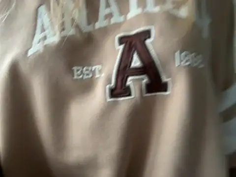 Snapshot of twoflowersshy chatting on November 7, 2025, 7:19 am twoflowersshy online show from November 7, 2025, 7:19 am