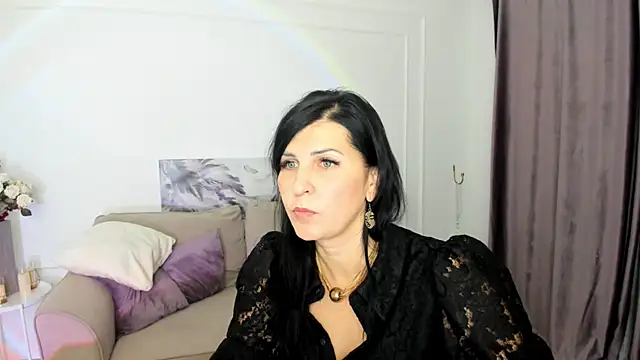 Moon Veloure1 online show from December 2, 2025, 3:12 am