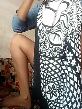 miss riya kol online show from December 17, 2025, 5:57 am