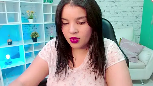 loaizalust online show from December 5, 2025, 8:49 pm