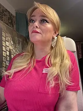 Snapshot of Sweet-blonde chatting on November 14, 2025, 2:27 pm Sweet-blonde online show from November 14, 2025, 2:27 pm