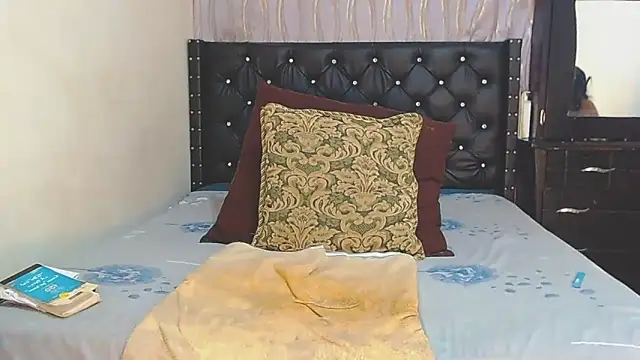 AnySugar online show from February 21, 2025, 10:37 pm