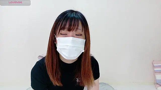 Snapshot of --rino-- chatting on October 8, 2025, 9:51 am --rino-- online show from October 8, 2025, 9:51 am