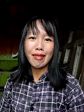 helenzz online show from October 3, 2025, 3:14 am