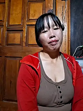 helenzz online show from October 15, 2025, 12:16 pm