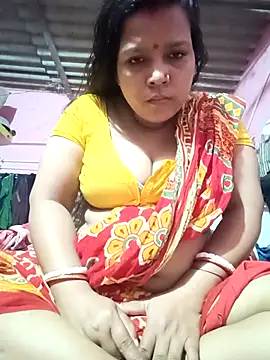 Snapshot of reya743 chatting on November 3, 2025, 11:59 pm reya743 online show from November 3, 2025, 11:59 pm